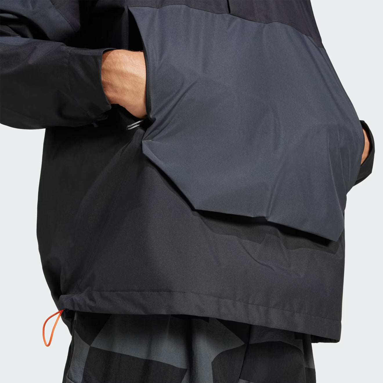 Adidas Terrex Xploric 2.5L Climaproof Anorak Black / Carbon - Parasol Store