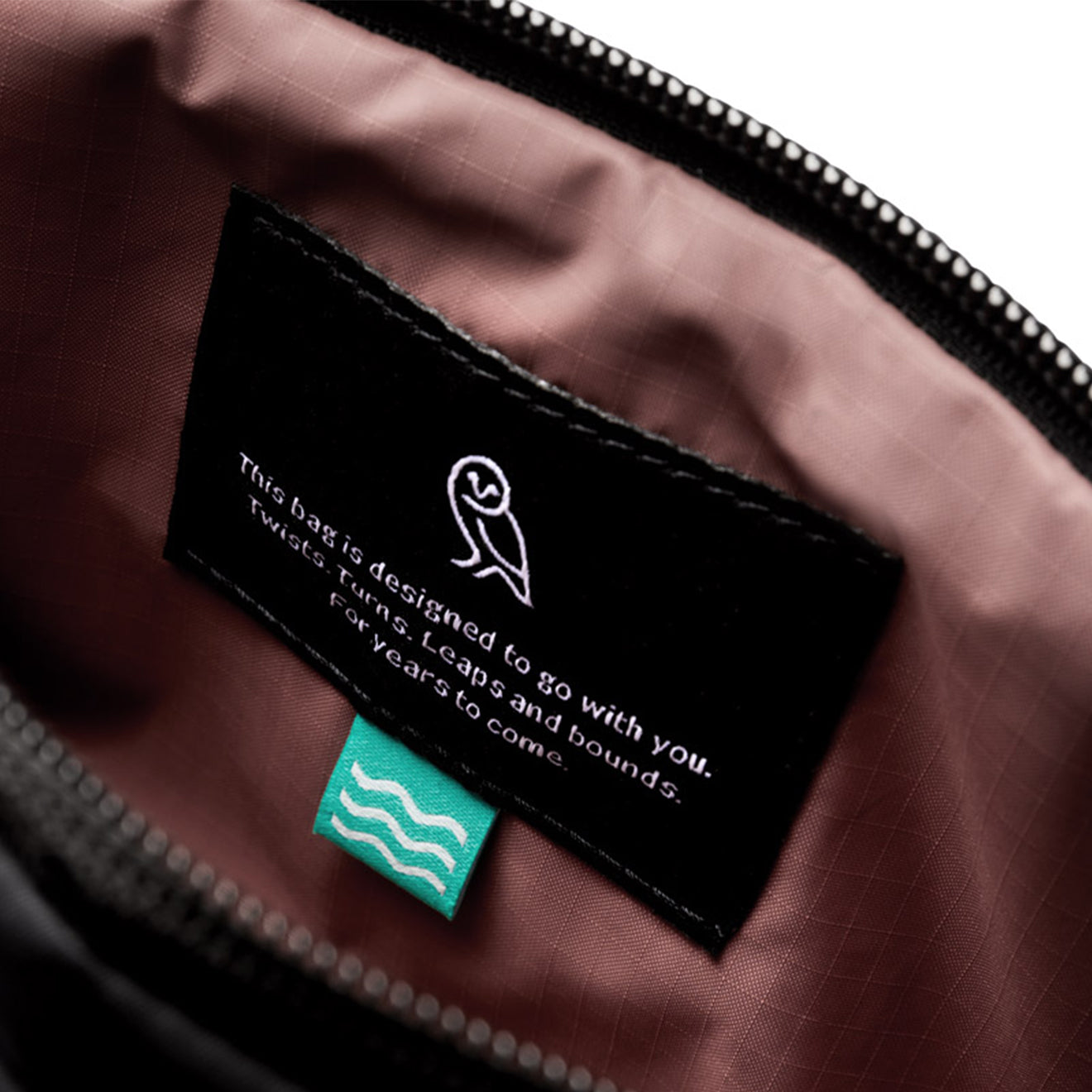 Bellroy Laneway Belt Bag Ink - Parasol Store