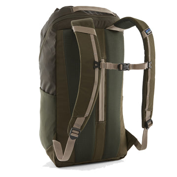Patagonia Black Hole Pack 25L Pine Needle Green - Parasol Store