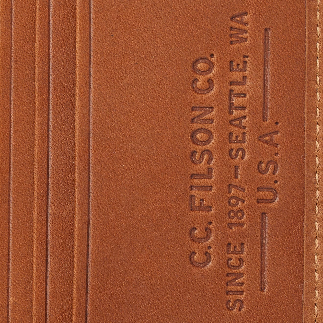 Filson Outfitter Leather Card Wallet Tan Filson