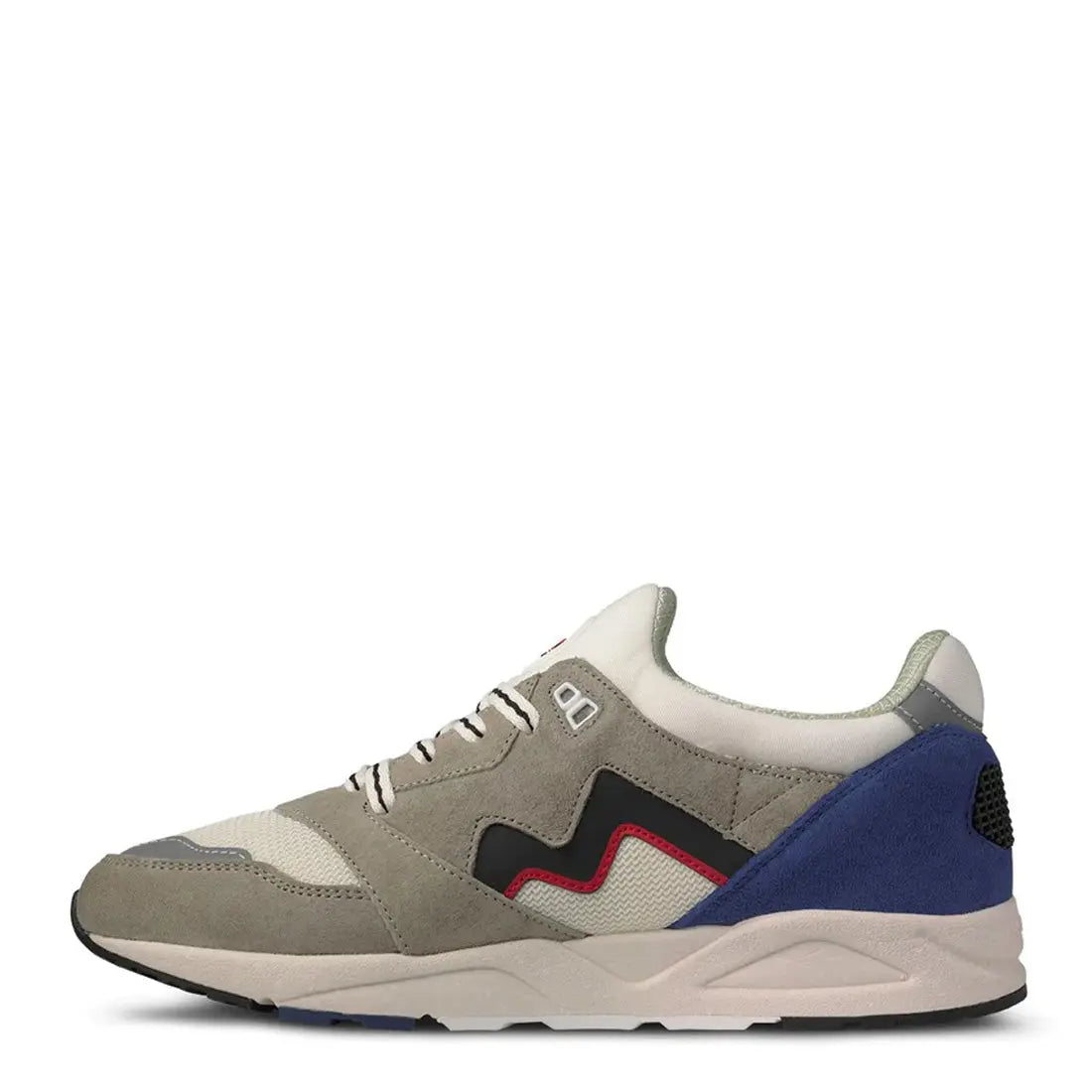 Karhu Aria 95 Trainers Vetiver / Black Karhu