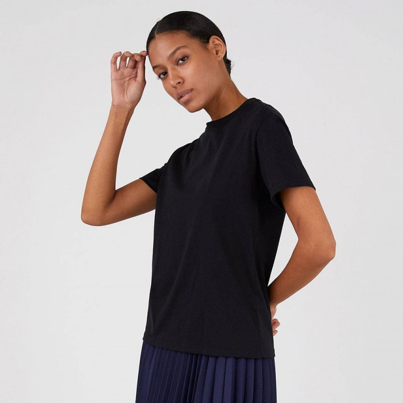 Sunspel Womens Boy Fit Crew Neck T-Shirt Black Sunspel