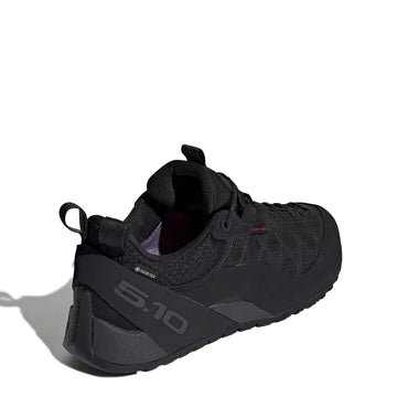 Adidas Guidetennie Pro Gore-Tex Trainer Carbon Black / Carbon / Carbon Black