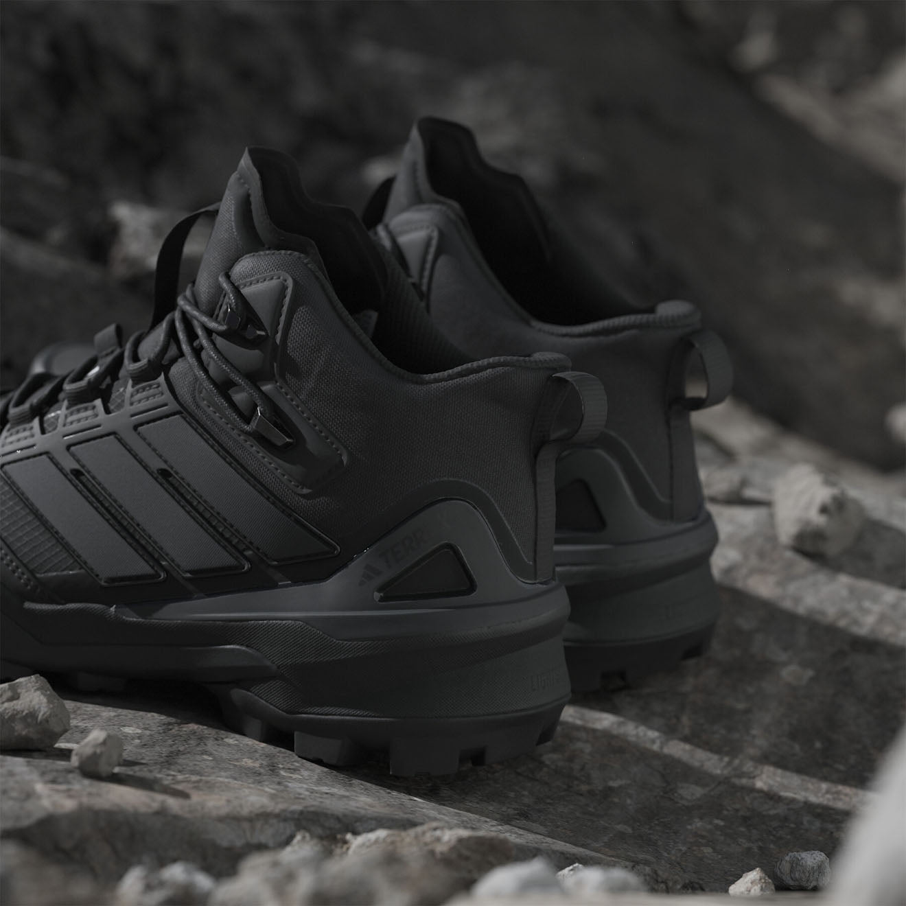 Adidas Terrex  Hiking boots Skychaser Mid Black - Parasol Store
