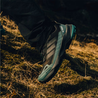 Adidas Terrex Skychaser AX5 GORE-TEX Hiking Shoes Core Black / Carbon / Pure Teal - Parasol Store