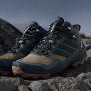 Adidas Terrex Skychaser Mid GORE-TEX Hiking Shoes Cardboard / Core Black / Preloved Teal - Parasol Store