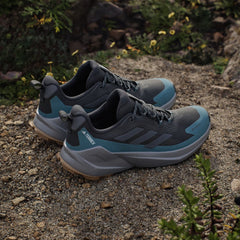 AdidasTerrex Trailmaker 2 GORE-TEX Hiking Shoes Black / Grey Six / Preloved Teal - Parasol Store