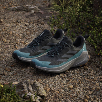 AdidasTerrex Trailmaker 2 GORE-TEX Hiking Shoes Black / Grey Six / Preloved Teal - Parasol Store