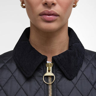 Barbour Womens Beadnell Fitted Quilted Jacket Black/Classic