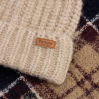 Barbour Womens Saltburn Beanie & Tartan Scarf Gift Set Gardenia Tartan