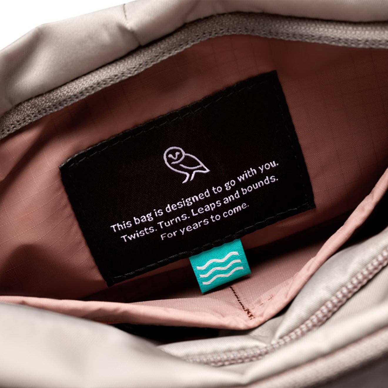 Bellroy Laneway Sacoche Bag Fawn - Parasol Store