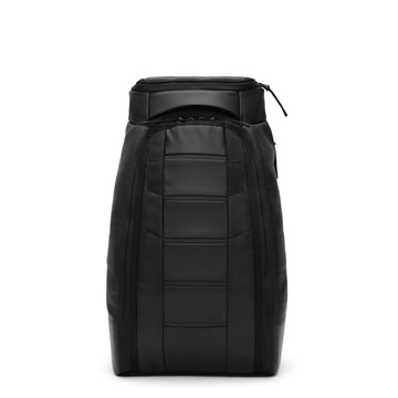 DB Hugger Backpack 20L Black Out