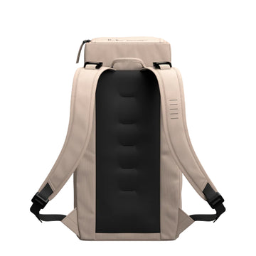 DB Hugger Backpack 20L Fogbow Beige