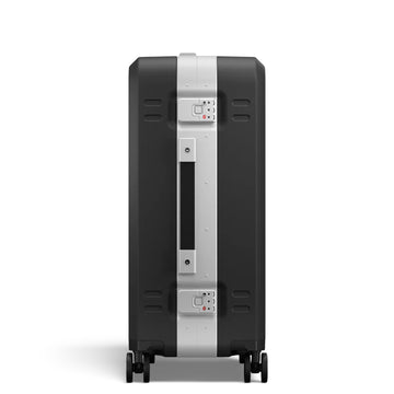 DB Ramverk Pro Check-in Luggage Medium Silver