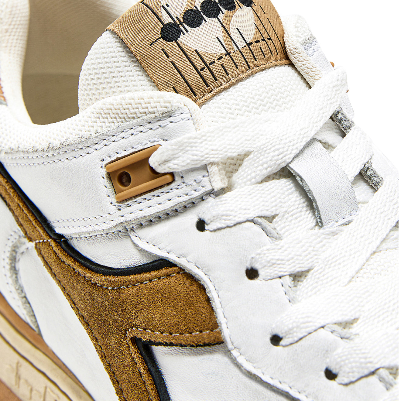Diadora B.560 Used Trainer White / Beige Doe Diadora