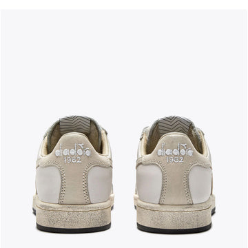 Diadora Prestige Used Trainer White / Moonbeam