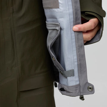 Fjallraven Bergtagen GTX Touring Jacket Deep Forest - Parasol Store