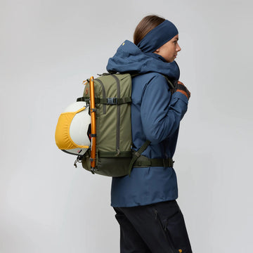 Fjallraven Bergtagen Touring 22 Laurel Green / Deep Forest - Parasol Store