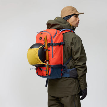 Fjallraven Bergtagen Touring 30 M/L Flame Orange / Mountain Blue - Parasol Store