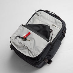 Fjallraven Farden Carry On Pack Coal Black - Parasol Store