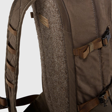 Fjallraven Lappland Hike 15 Backpack Dark Olive