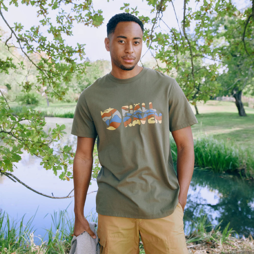Fjallraven Multicolor Logo T-shirt Laurel Green - Parasol Store