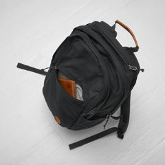 Fjallraven Raven 20L Backpack Black - Parasol Store