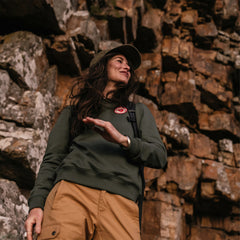 Fjallraven Womens 1960 Logo Badge Sweater Chalk Rose - Parasol Store