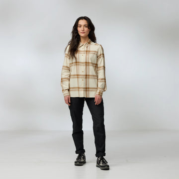 Fjallraven Womens Ovik Lite Flannel Shirt Chalk White / Fossil
