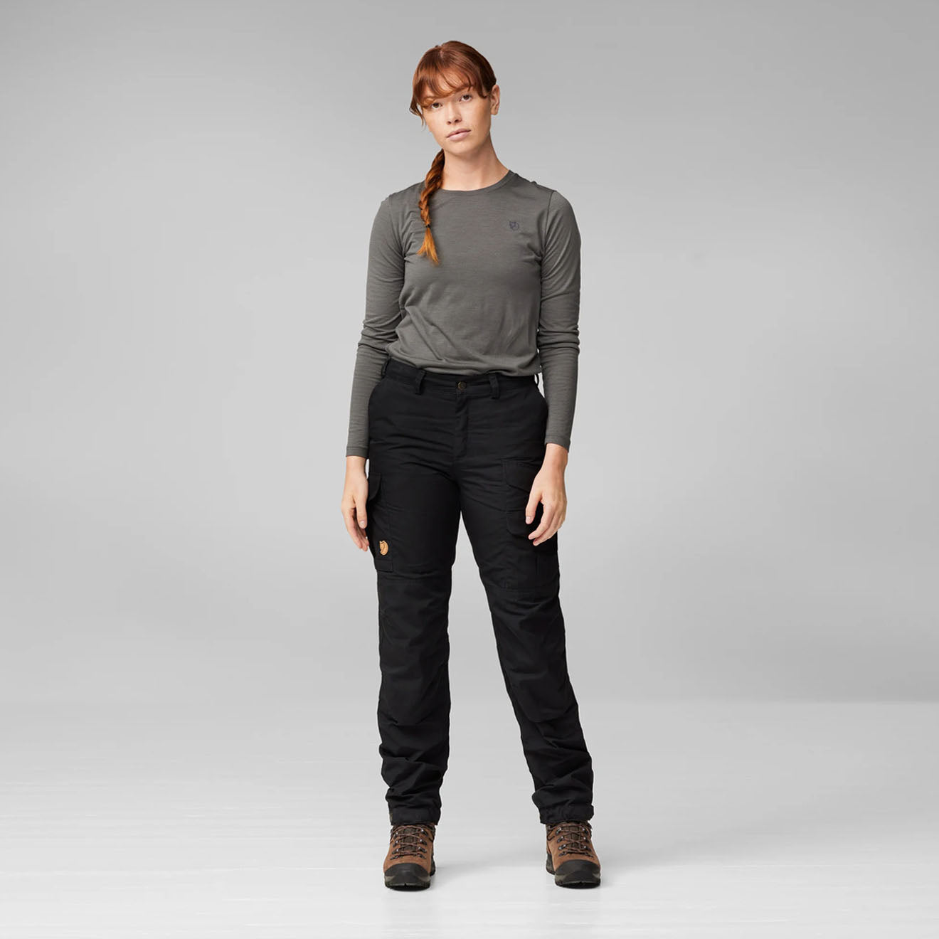 Fjallraven Womens Vidda Pro Trousers Short Dark Grey / Black - Parasol Store