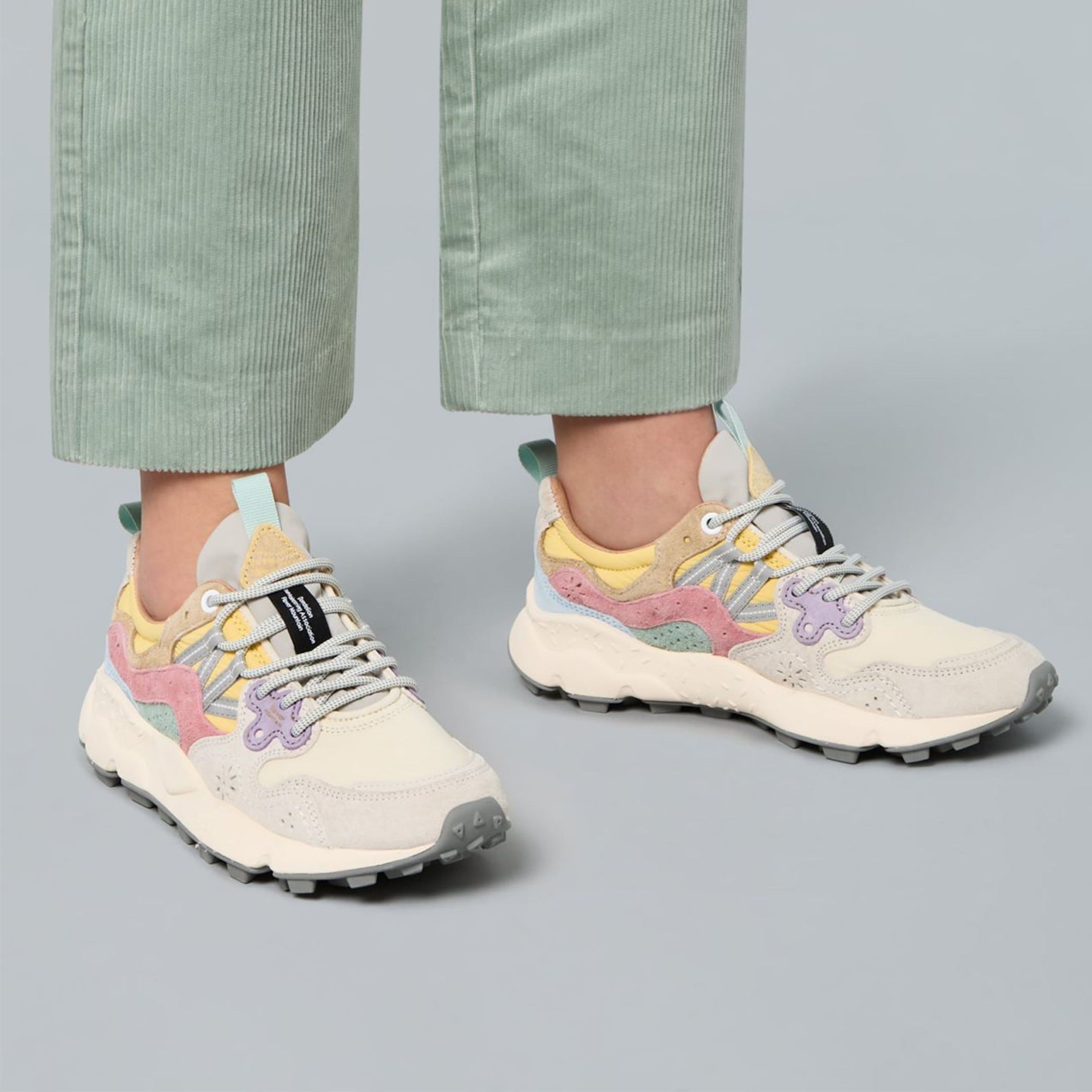 Flower Mountain Womens Yamano 3 Trainer Rose/Rose