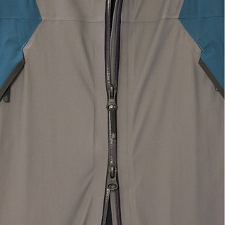 Goldwin Pertex Shieldair Mountaineering Jacket Focus Gray / Navy Blue - Parasol Store