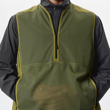 Goldwin Tonalith Mesh Half Zip Vest Black