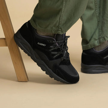 Karhu Fusion 2.0 Trainer Jet Black / Nine Iron