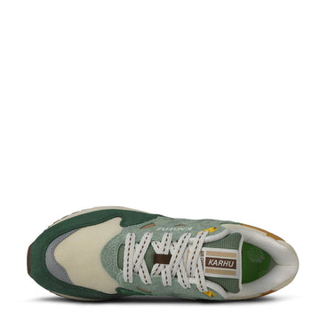 Karhu Legacy 96 Molkky Pack Laurel Wreath / Warm Taupe