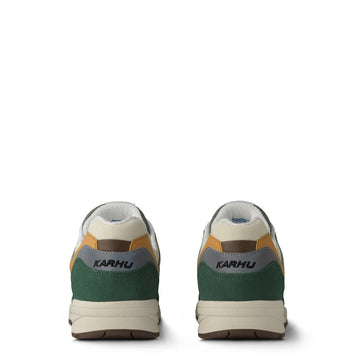 Karhu Legacy 96 Molkky Pack Laurel Wreath / Warm Taupe