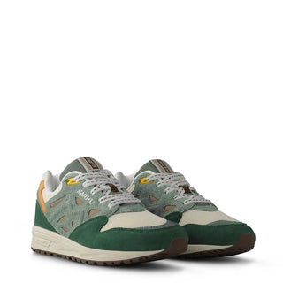 Karhu Legacy 96 Molkky Pack Laurel Wreath / Warm Taupe
