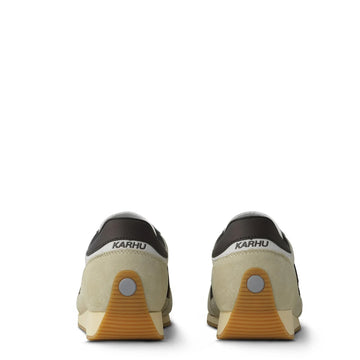 Karhu Mestari Trainer Gravel / Chocolate Torte