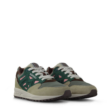 Karhu Womens Legacy 96 Trainer Abbey Stone / Rain Forest - Parasol Store