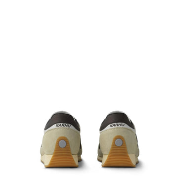 Karhu Womens Mestari Trainer Gravel / Chocolate Torte