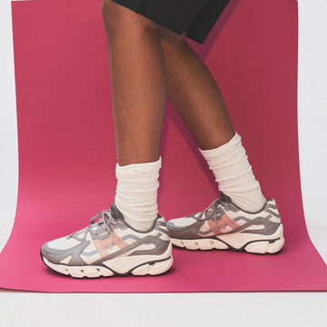 Karhu Womens Super Fulcrum Trainer Gray Flannel / Adobe Rose