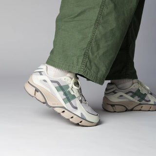 Karhu Womens Super Fulcrum Trainer Icicle / Green Milieu - Parasol Store