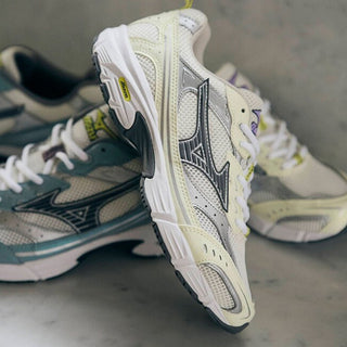 Mizuno MXR Trainer Snow White / Quiet Shade / Sylvan Green