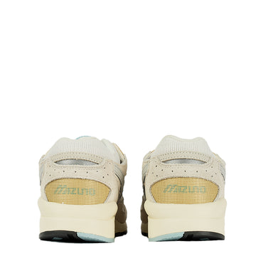 Mizuno Womens Sky Medal Trainer Snow White / Harbor Mist / Sterling Blue - Parasol Store