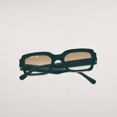 Monokel Eyewear Apollo Sunglasses Black / Brown Gradient Lens