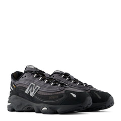 New Balance 1000 Trainer Black / Magnet