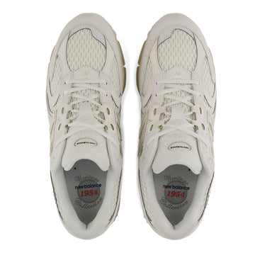 New Balance 1954 Trainer Sea Salt / Linen