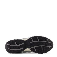 New Balance 204L Shoes Silver Metallic / Black - Parasol Store