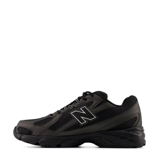 New Balance 740 Shoes Black - Parasol Store