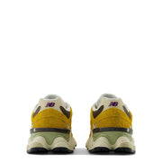 New Balance 9060 Trainer Butterscotch / Dark Mushroom - Parasol Store